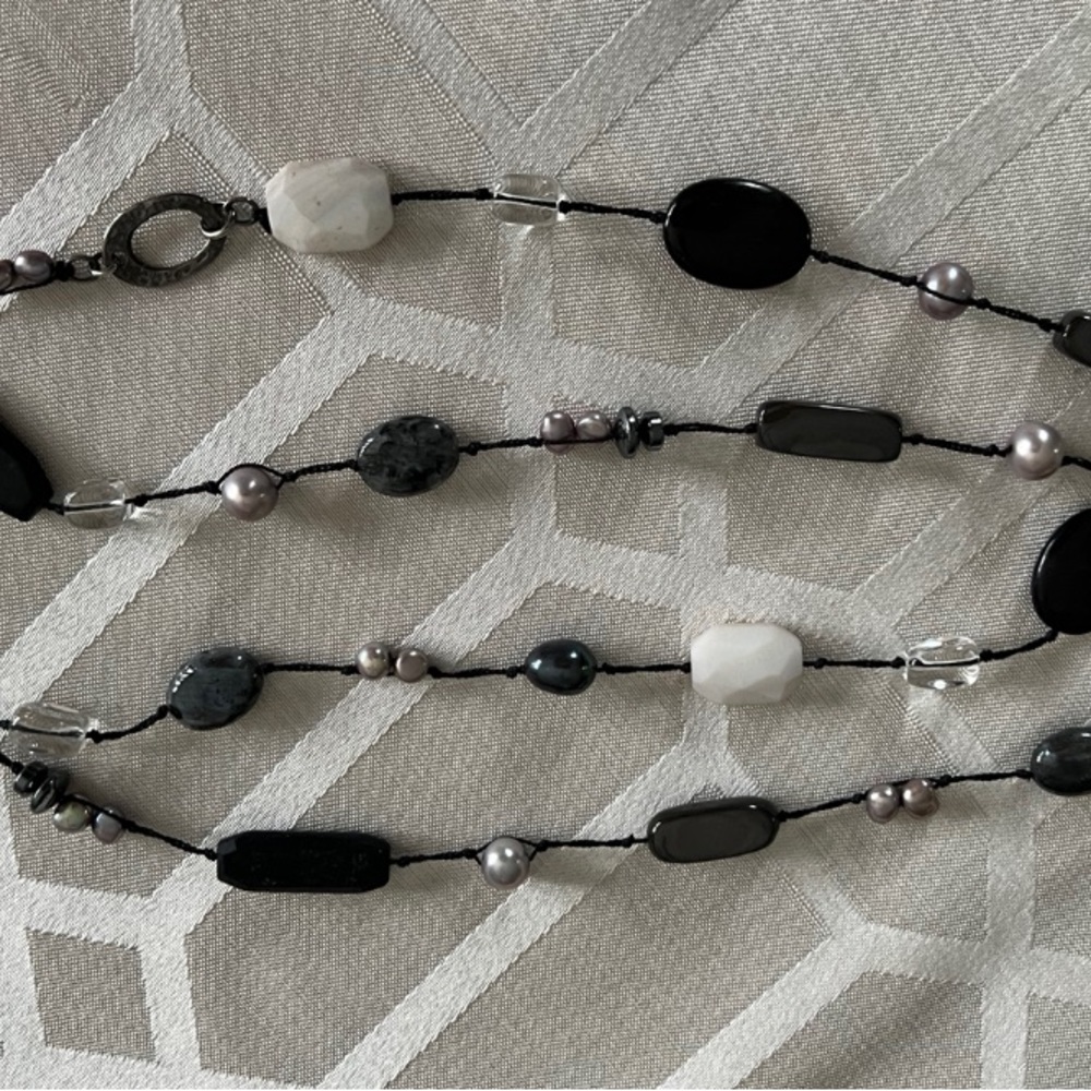 Silpada hematite .925 sterling silver necklace